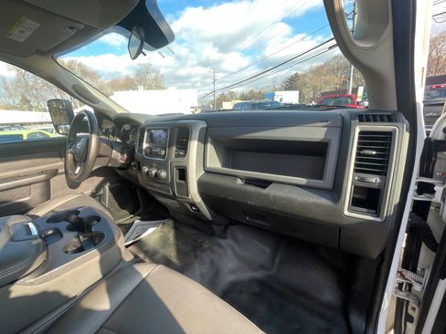 Used 2014 RAM 3500 Tradesman image 38