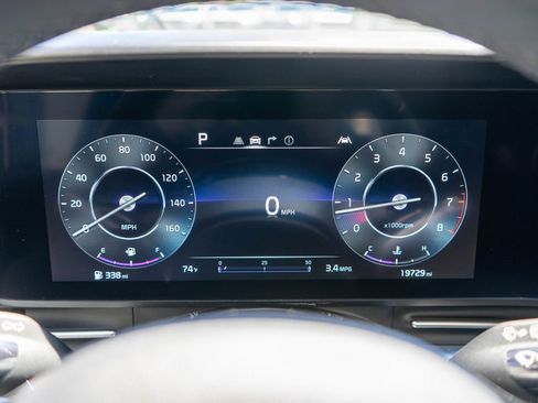 Certified 2024 Kia Carnival SX Prestige FWD image 25