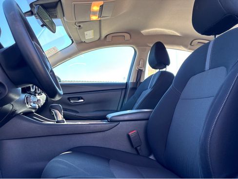 Certified 2024 Nissan Sentra SV image 10