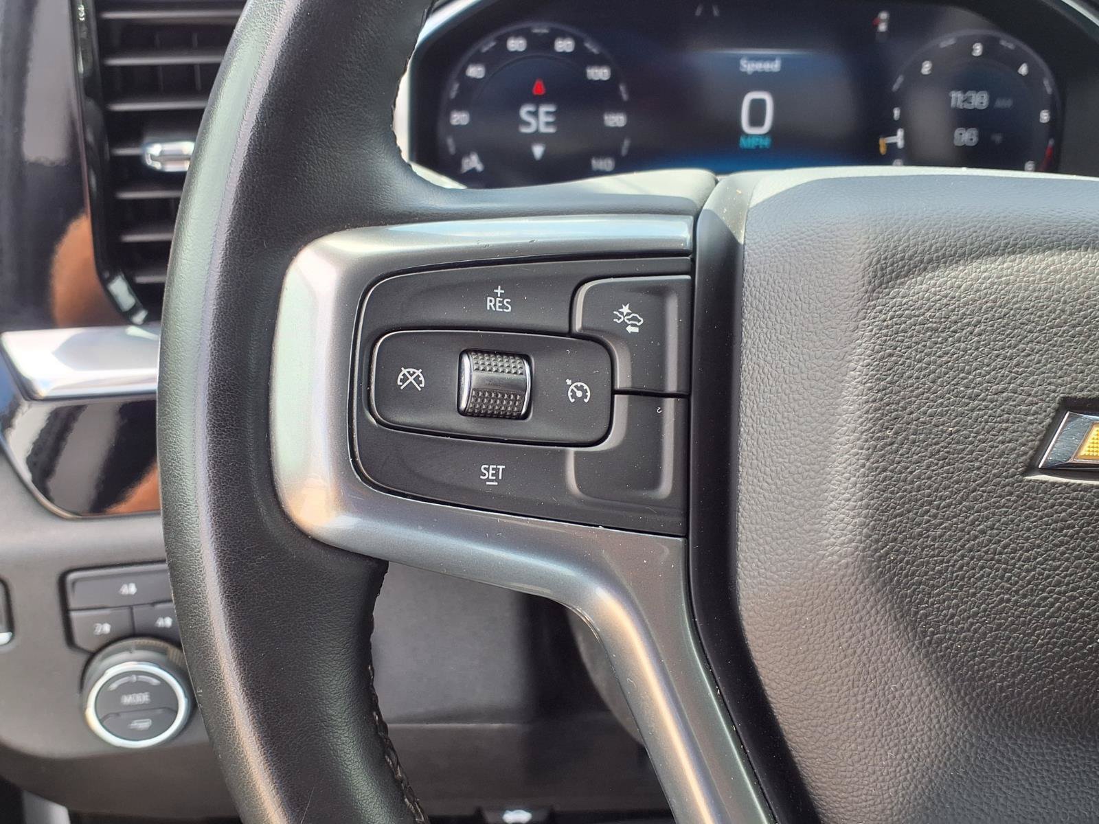 Used 2024 Chevrolet Silverado 2500 LT AWD/4WD image 21