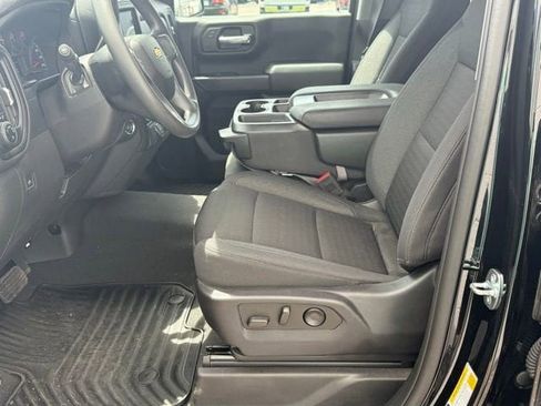 Used 2023 Chevrolet Silverado 1500 Custom AWD/4WD image 27