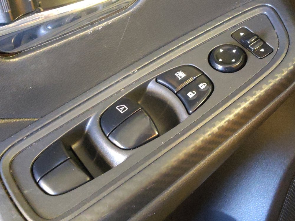 Used 2025 Nissan Versa SV w/ Trunk Package FWD image 27