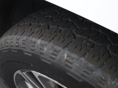 Used 2019 Chevrolet Silverado 1500 RST w/ All-Star Edition AWD/4WD image 9