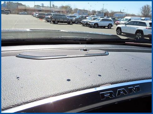 Certified 2022 RAM 1500 Laramie image 17