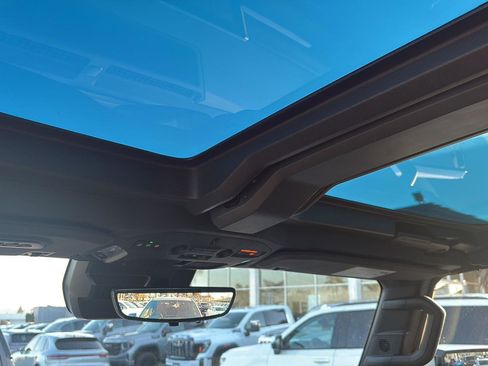 Used 2025 GMC Hummer EV 3X w/ LPO, Sport Package image 42