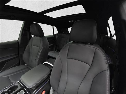 New 2026 Audi Q8 Premium image 14