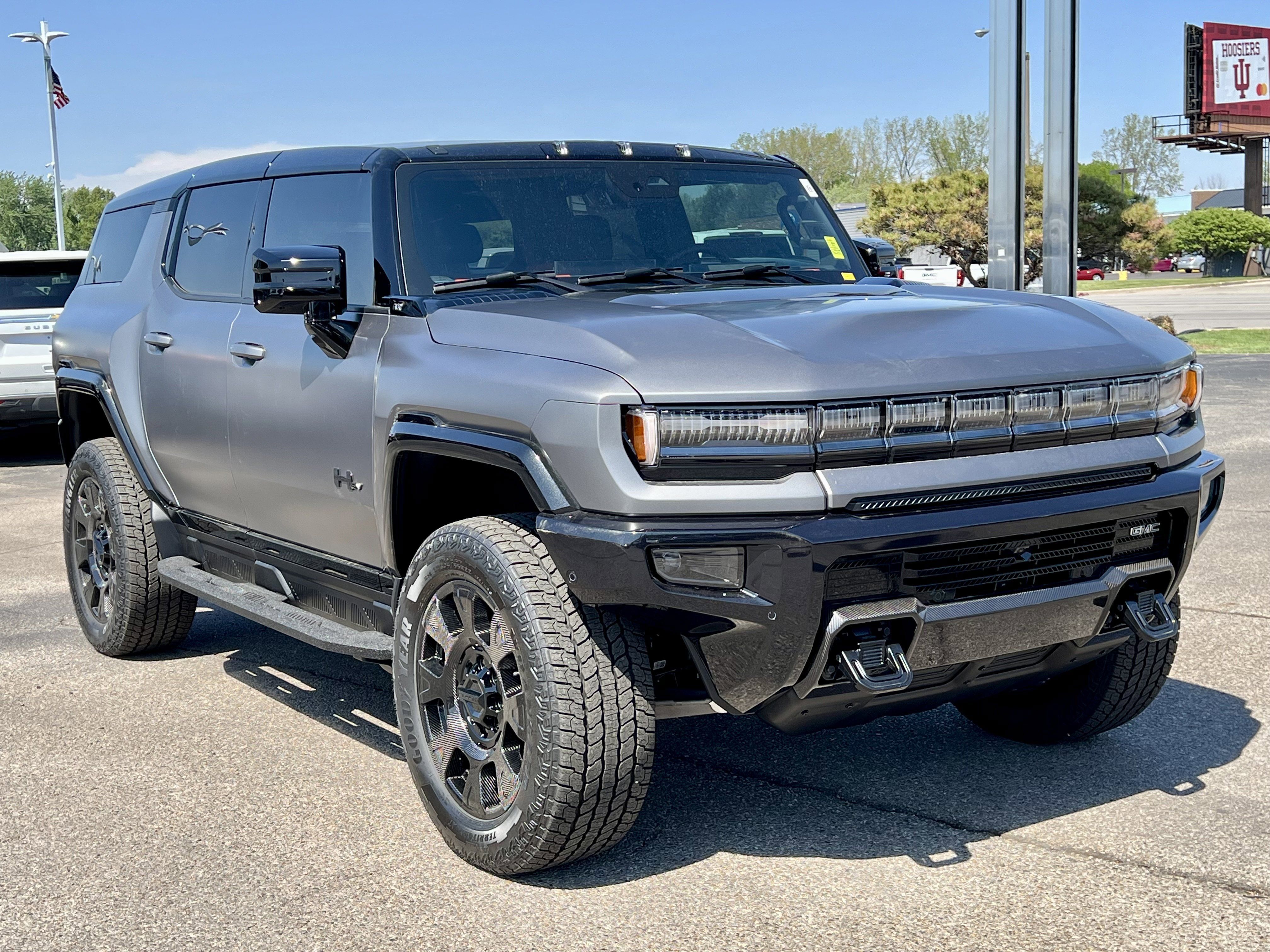 New 2026 GMC Hummer EV 3X w/ Carbon Fiber Edition Package AWD/4WD image 1