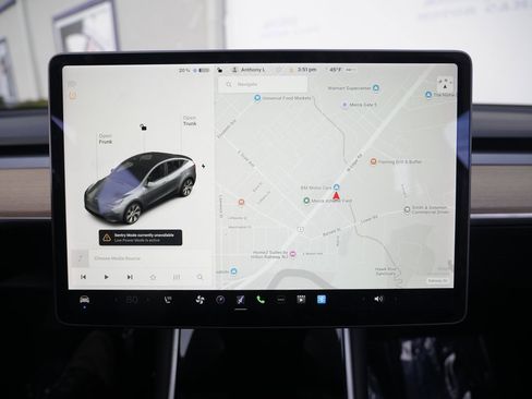 Used 2020 Tesla Model Y Long Range image 42