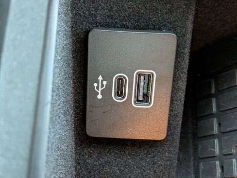 Used 2025 Lincoln Navigator L Black Label image 28