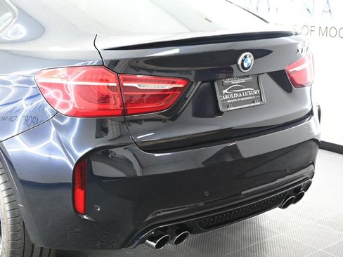 Used 2017 BMW X6 M image 12