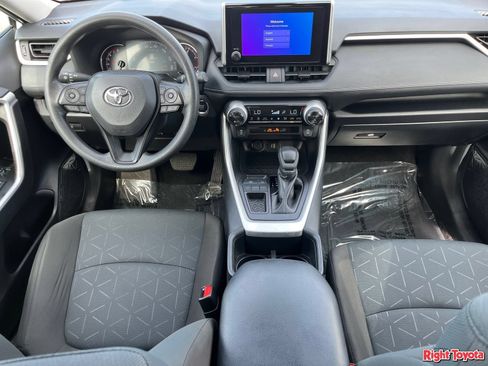 Certified 2025 Toyota RAV4 XLE FWD image 16