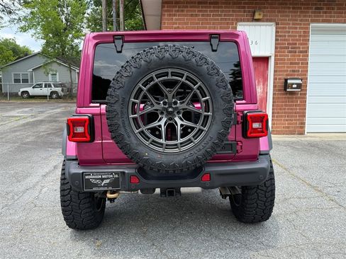 Used 2024 Jeep Wrangler Unlimited Rubicon 392 image 20