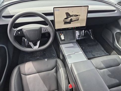 Used 2025 Tesla Model 3 Long Range RWD image 18