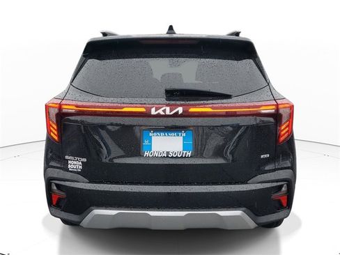 Used 2025 Kia Seltos S image 5
