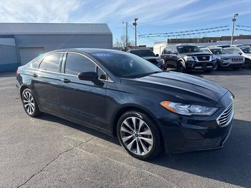 Used 2020 Ford Fusion SE AWD/4WD image 4
