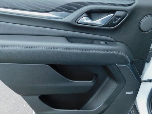 Used 2023 GMC Yukon Denali image 25