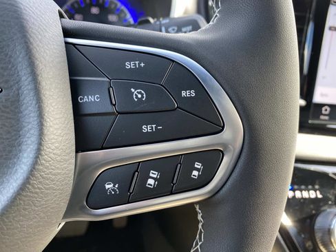 New 2026 Chrysler Voyager LX image 14