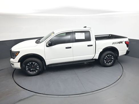 Used 2023 Nissan Titan PRO-4X w/ Pro-4x Utility Package AWD/4WD image 28