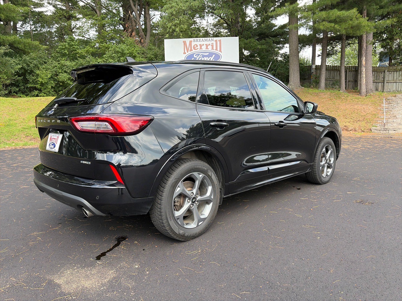 Used 2024 Ford Escape ST-Line w/ Tech Pack #1 AWD/4WD image 6