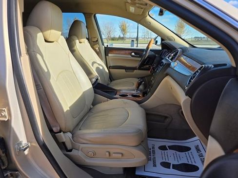 Used 2011 Buick Enclave CXL w/ Trailering Provision Package image 27