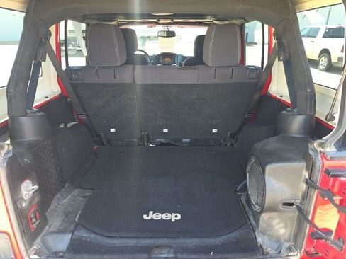 Used 2013 Jeep Wrangler Unlimited Rubicon w/ Dual Top Group AWD/4WD image 10