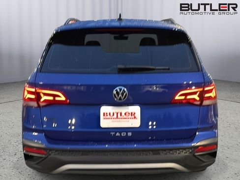 Used 2023 Volkswagen Taos S FWD image 5