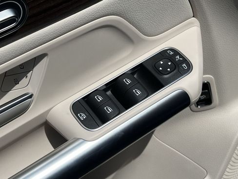 New 2026 Mercedes-Benz GLA 250 4MATIC image 13