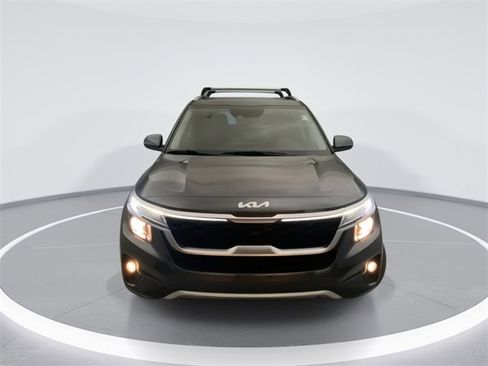 Used 2023 Kia Seltos S image 7