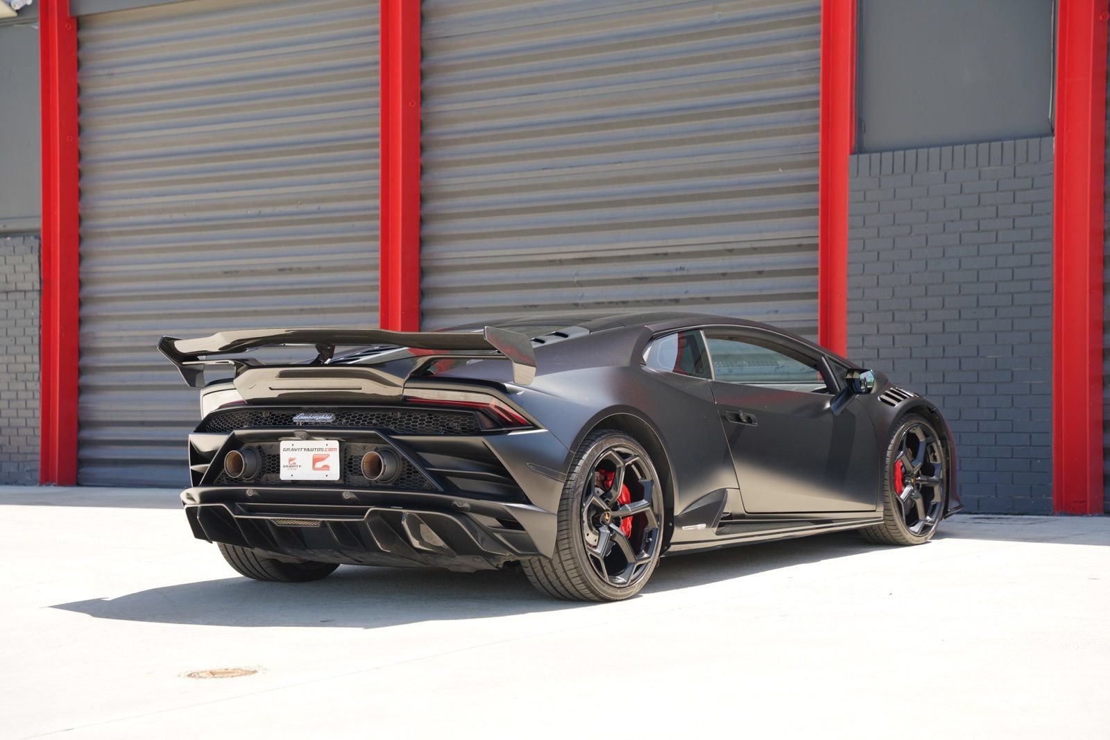 Used 2021 Lamborghini Huracan EVO RWD image 14
