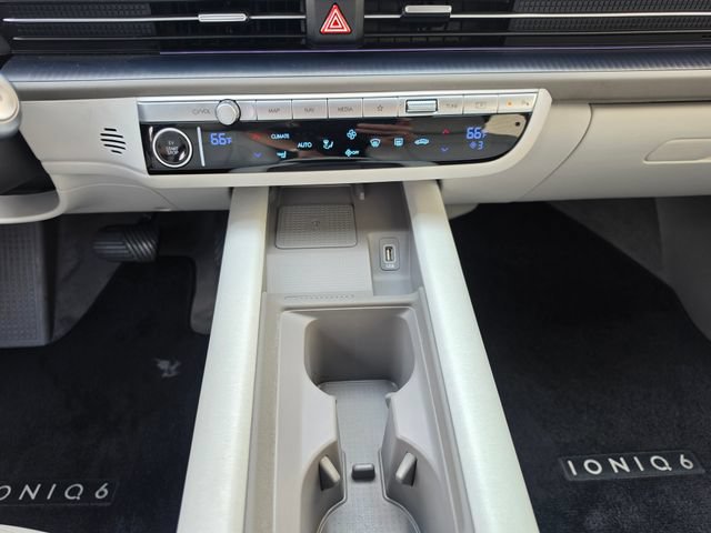 Used 2023 Hyundai Ioniq 6 SEL AWD/4WD image 35