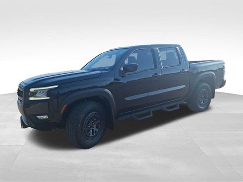 Certified 2025 Nissan Frontier PRO-4X w/ Pro Convenience Package AWD/4WD image 4