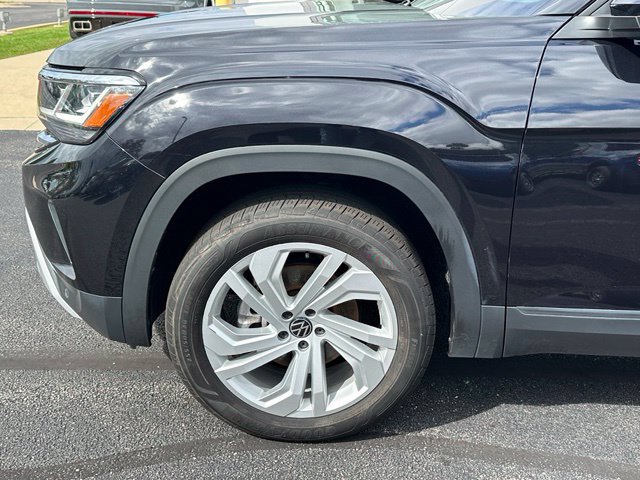 Certified 2023 Volkswagen Atlas SE w/ Panoramic Sunroof Package AWD/4WD image 7