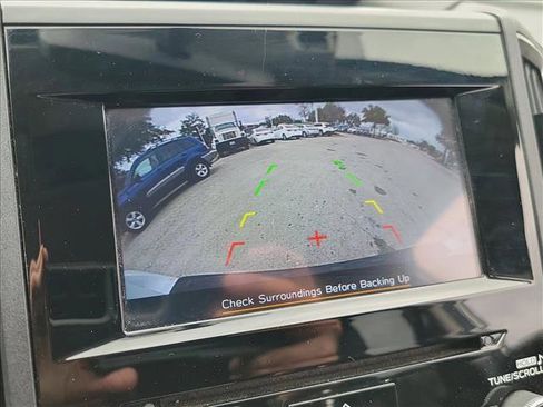 Used 2019 Subaru Crosstrek 2.0i Premium image 17