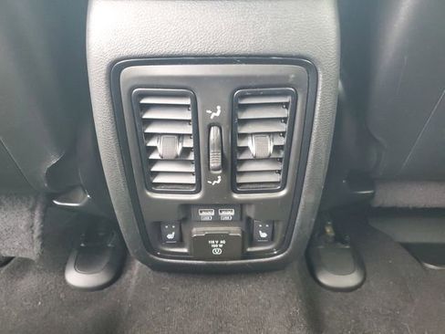 Used 2023 Dodge Durango GT image 16