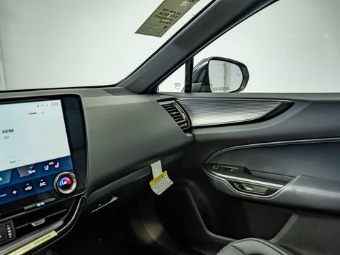 New 2026 Lexus NX 350 F Sport AWD/4WD image 28