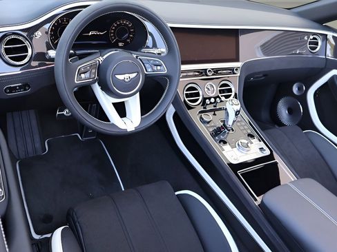 Used 2025 Bentley Continental GT Speed AWD/4WD image 17