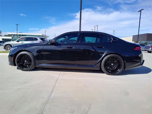 Certified 2025 BMW M5 w/ Carbon Package image 3
