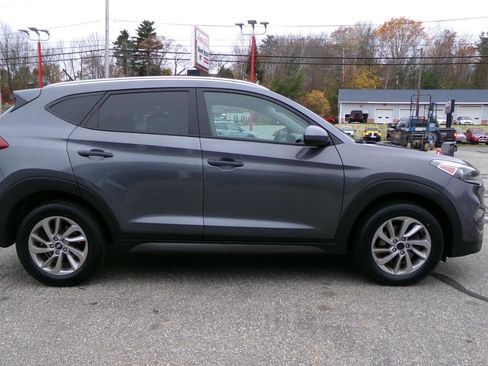 Used 2016 Hyundai Tucson SE w/ Option Group 02 AWD/4WD image 7