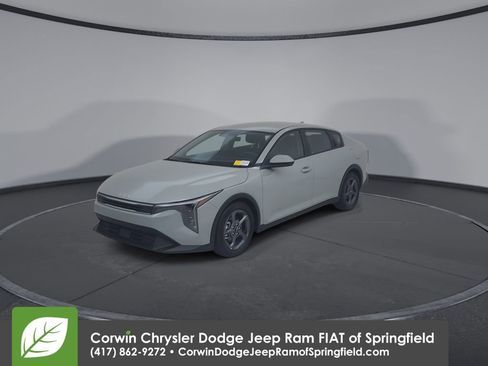 Used 2025 Kia K4 FWD image 8