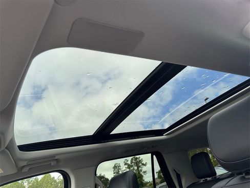 New 2025 Ford Expedition Max Platinum w/ Driver's Package image 23