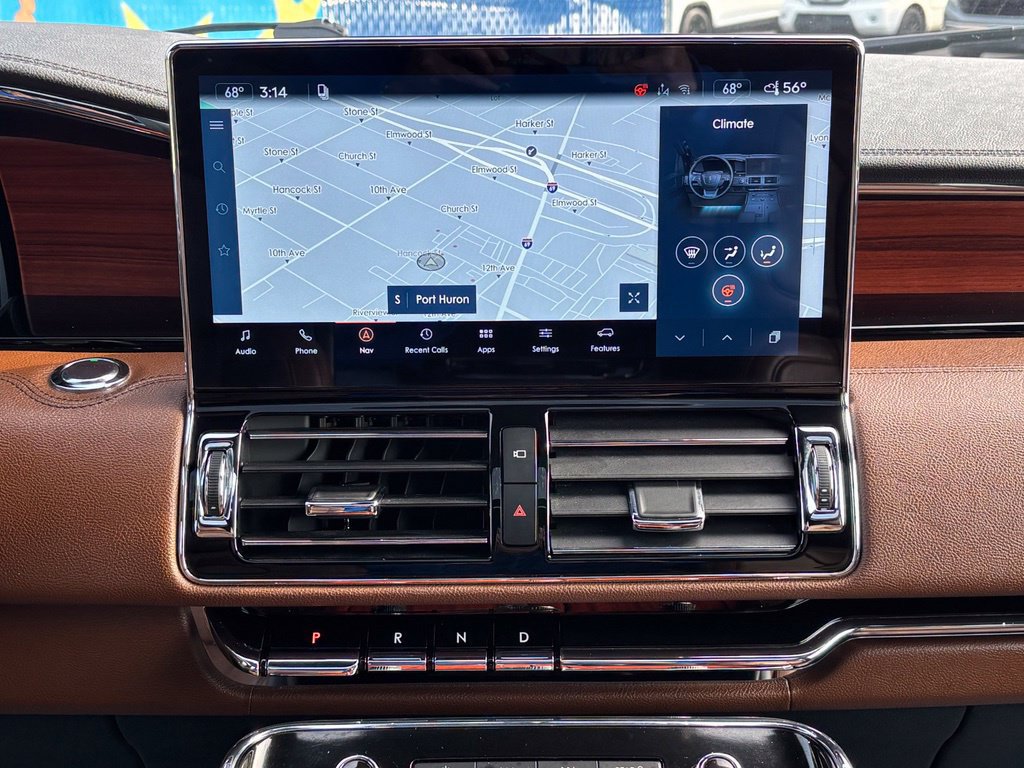 Used 2024 Lincoln Navigator Reserve w/ Monochromatic Package AWD/4WD image 30