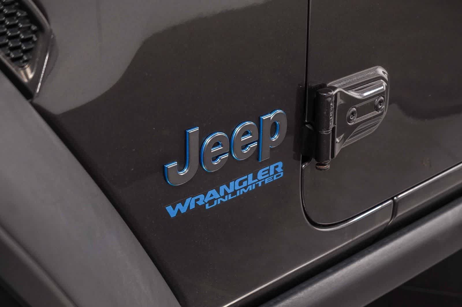 Used 2021 Jeep Wrangler Unlimited Rubicon 4xe AWD/4WD image 8