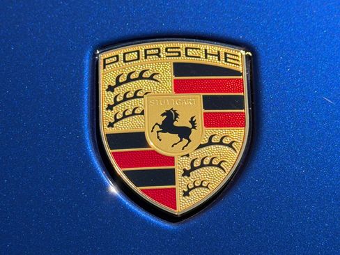 Used 2026 Porsche Macan AWD/4WD image 11