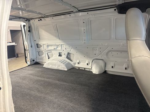 Used 2014 Ford E-150 and Econoline 150 w/ Power Group RWD image 24