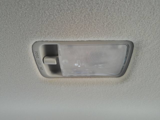 Used 2024 Nissan Versa SR w/ Trunk Package FWD image 31