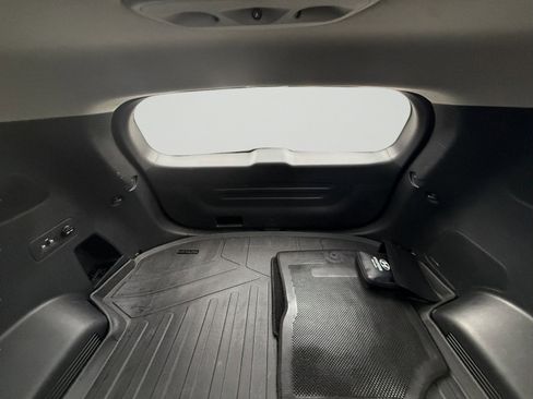 Used 2021 Hyundai Santa Fe Limited w/ Cargo Package image 25