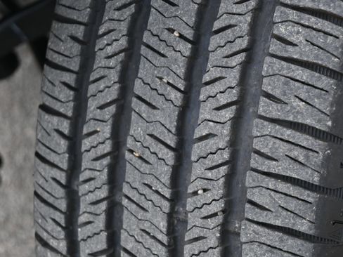 Used 2025 Jeep Wrangler Sahara w/ Safety Group image 27