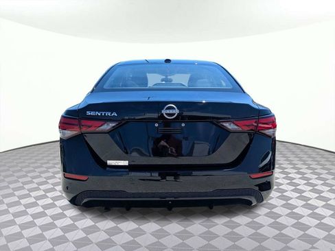 Used 2025 Nissan Sentra SV FWD image 4