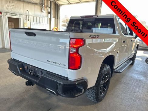 Used 2019 Chevrolet Silverado 1500 LT Trail Boss image 2