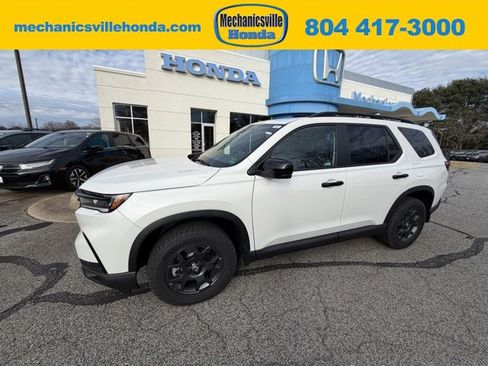New 2025 Honda Pilot TrailSport image 1